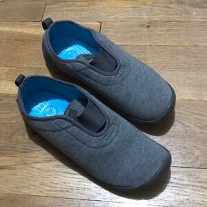 CROCS women’s Slip-On Shoes in Gray with Blue Insole